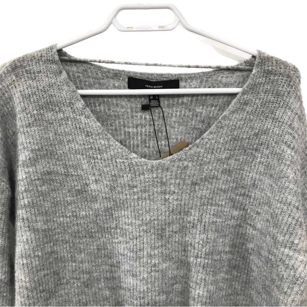 Vero Moda Grey V-Neck Sweater - Picture 2 of 7